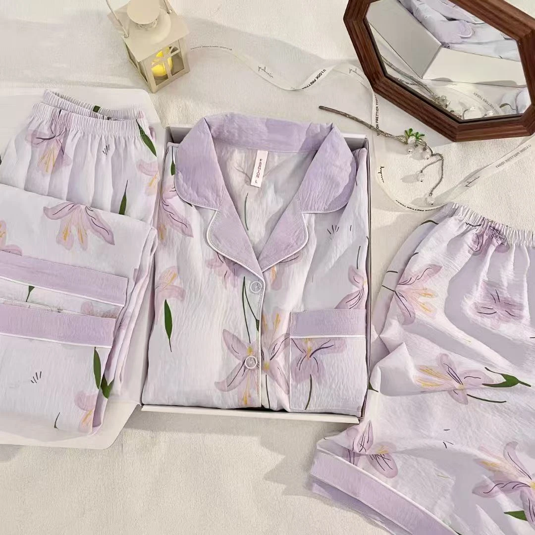 C51-89 带胸垫睡衣三件套