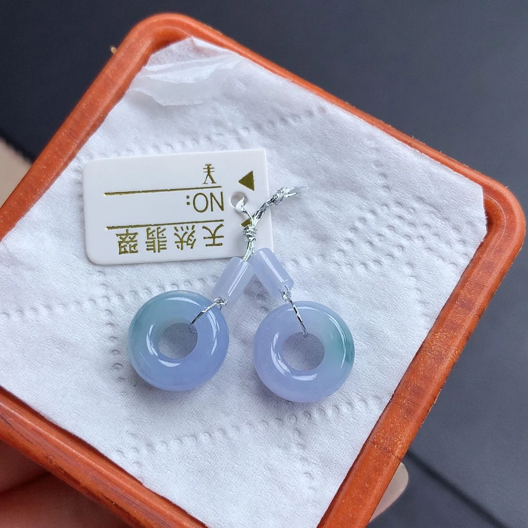 翡翠未镶嵌耳饰甜甜一对耳环（配银链子）