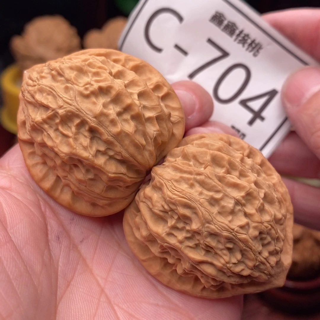 文玩核桃把件金牛38