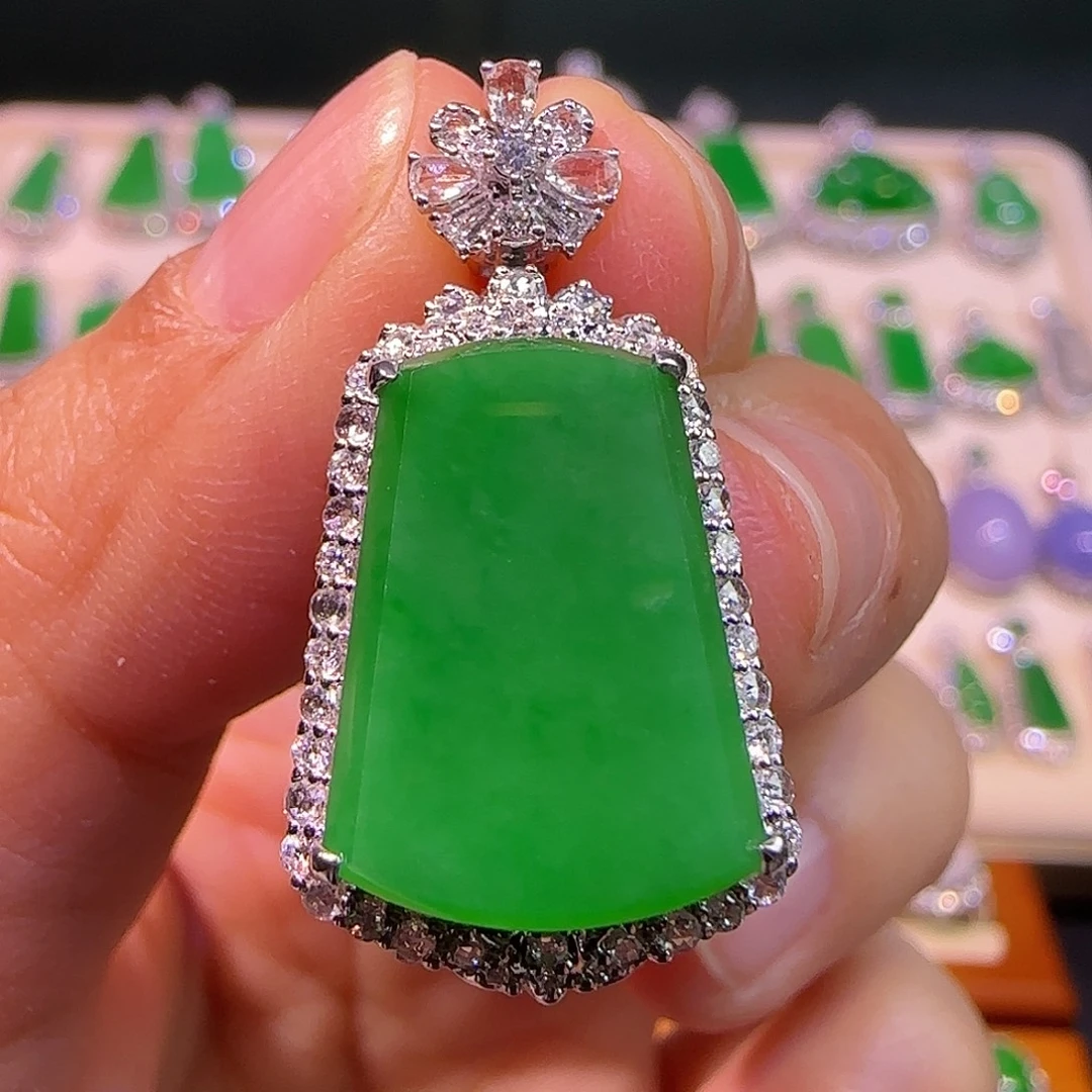 翡翠18K金镶嵌吊坠(不含链)