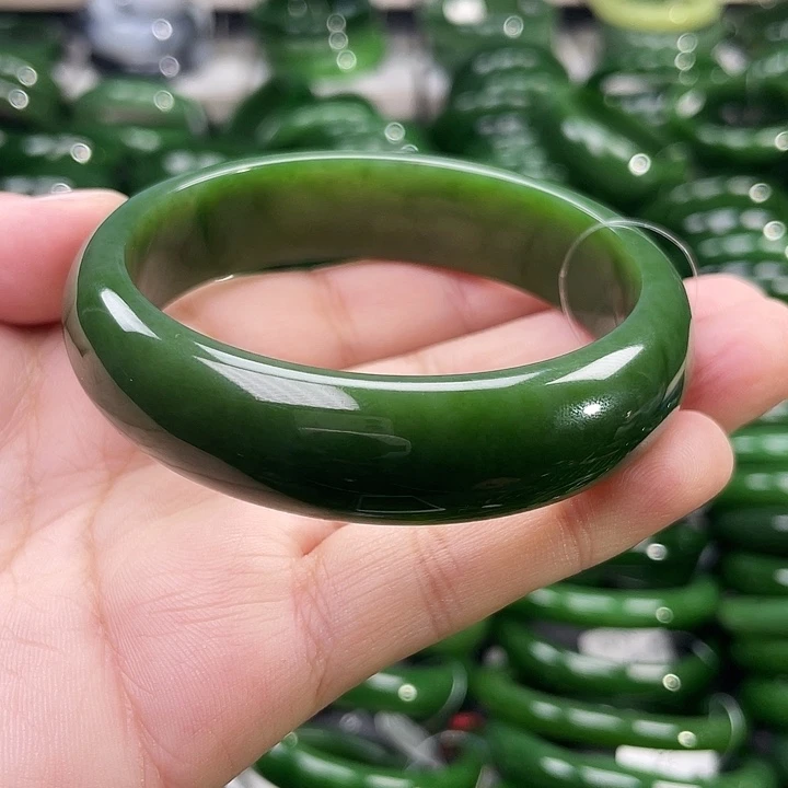 足银镶嵌手镯和田玉（碧玉）