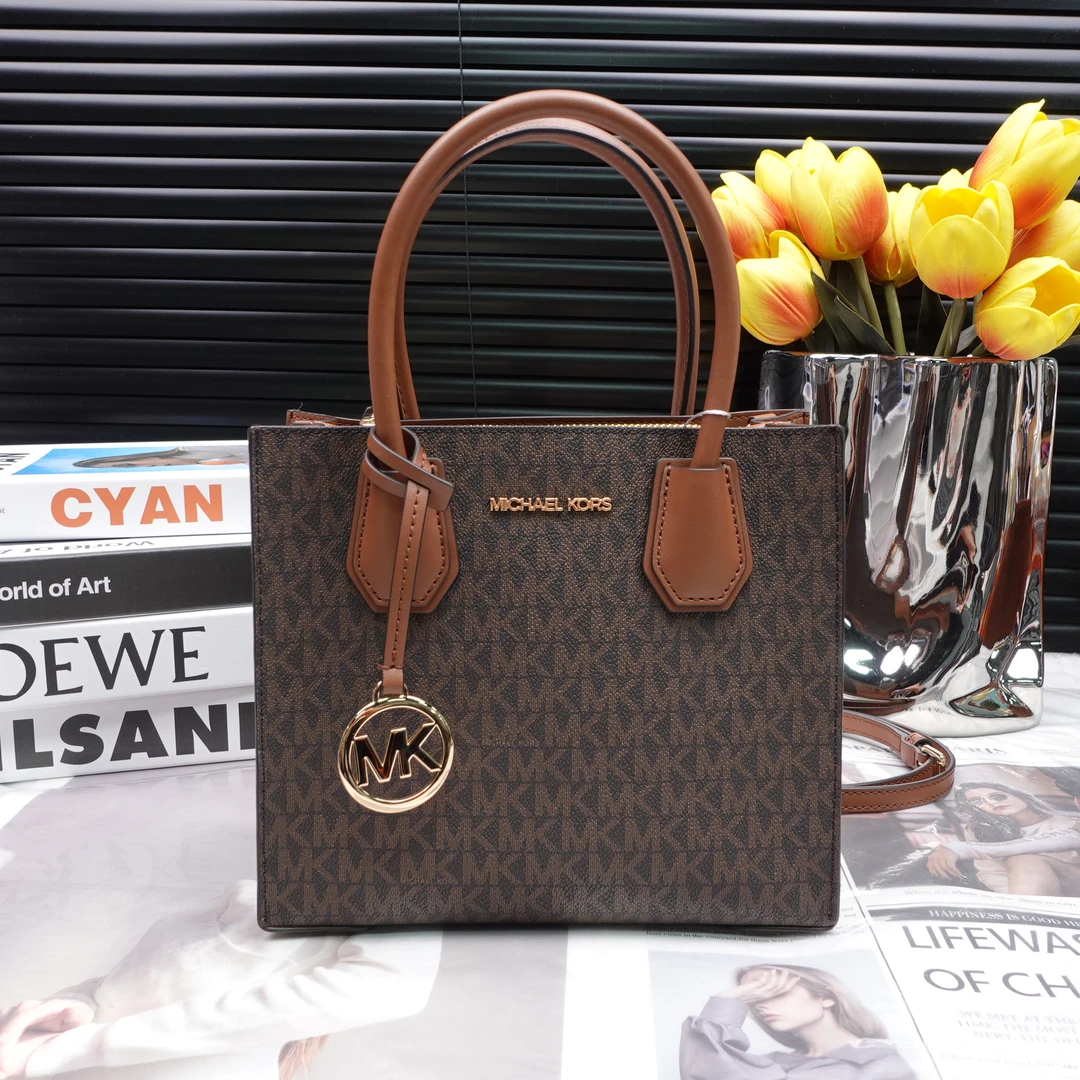 95新 MICHAELKORS/迈克高仕 单肩包/T10220577