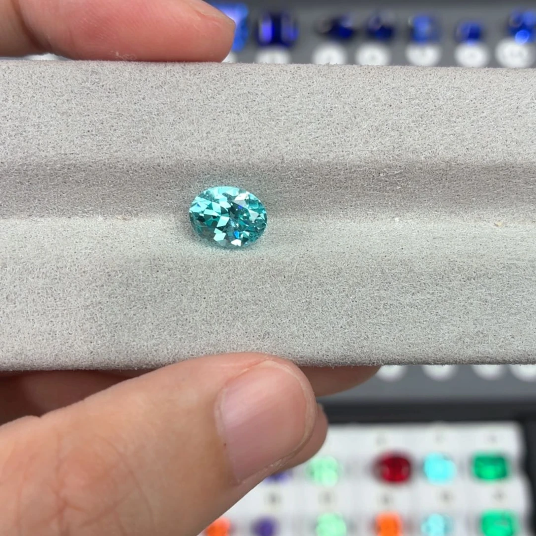 眷***-合成（培育）石榴石裸石未镶嵌3.42ct