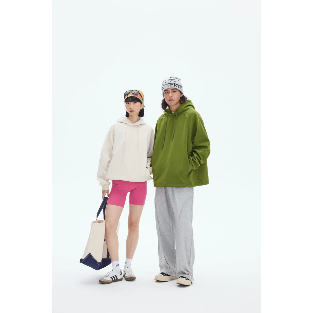 V4251日系复古秋冬保暖加厚纯色简约学院风情侣百搭连帽套头卫衣