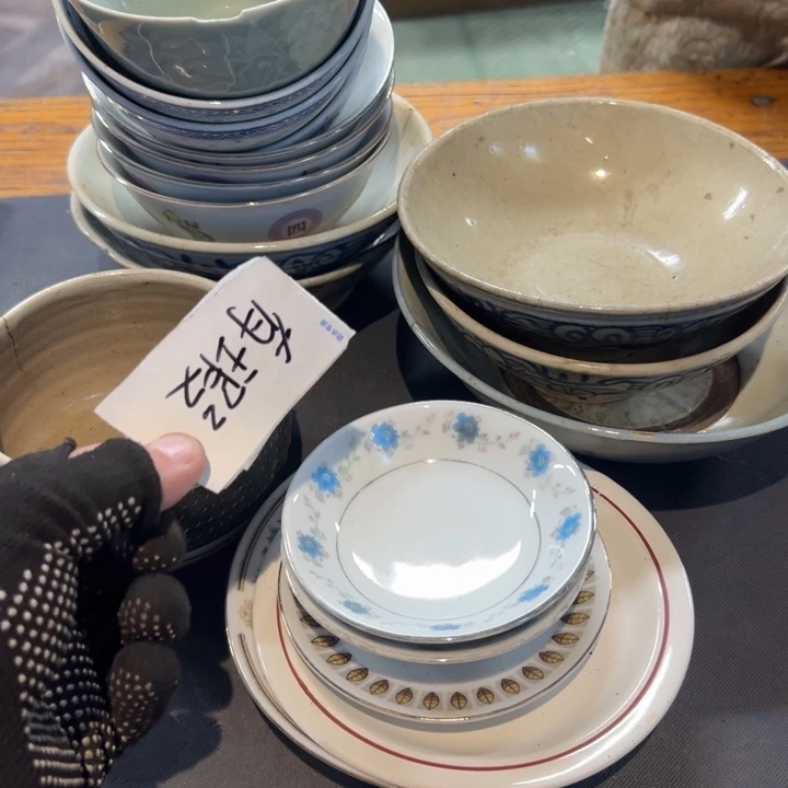 *****瓷片拾六家的瓷器瓷器