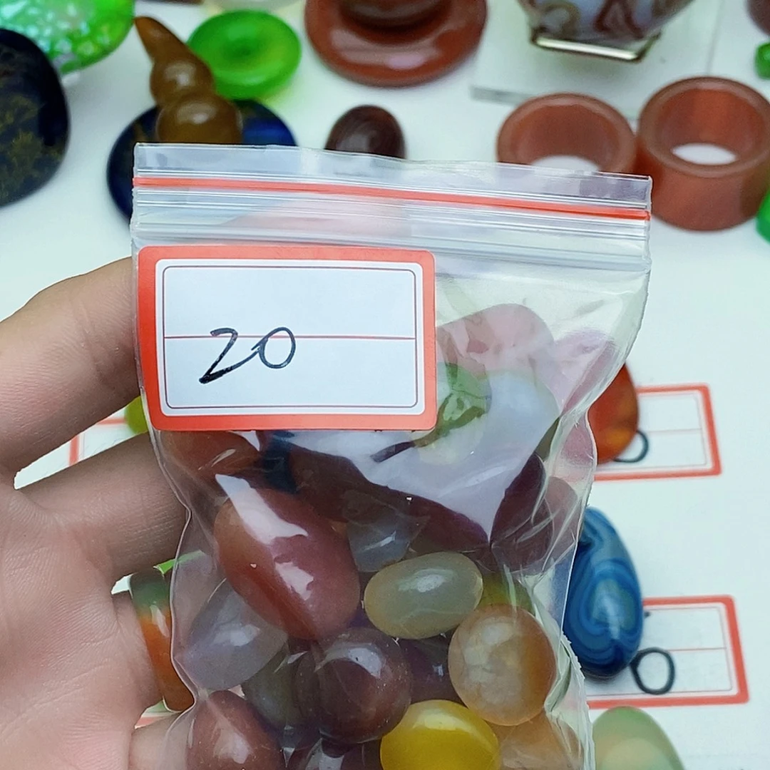 玛瑙/玉髓未镶嵌珠宝奇石