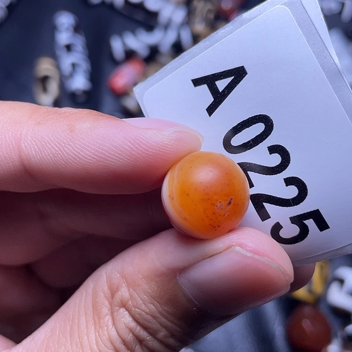 玛瑙/玉髓颈饰未镶嵌瑕疵