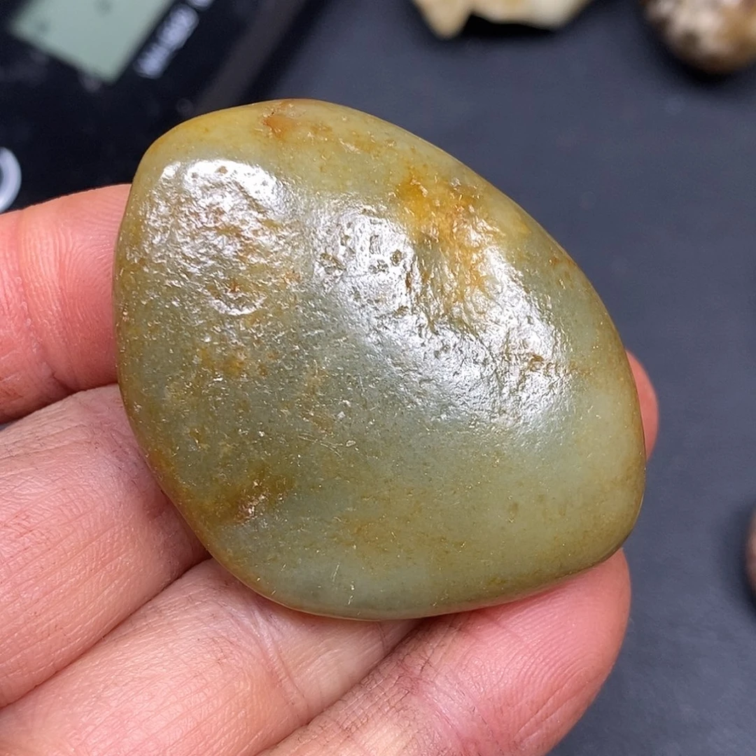 和田玉未镶嵌珠宝奇石