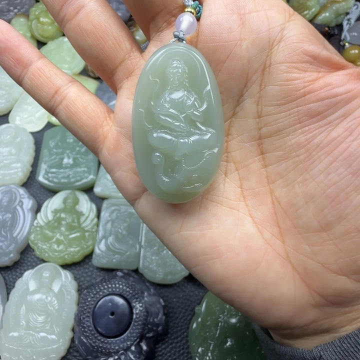 和田玉未镶嵌珠宝奇石普贤