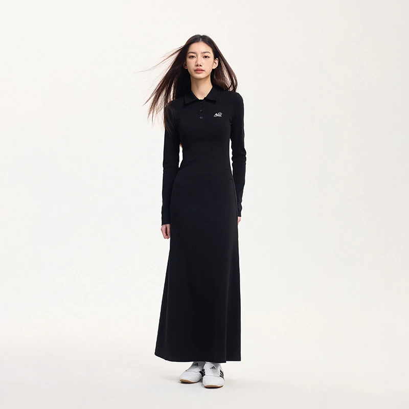 BONELESS春季2025新款POLO领长袖针织连衣裙女刺绣黑色修身长裙