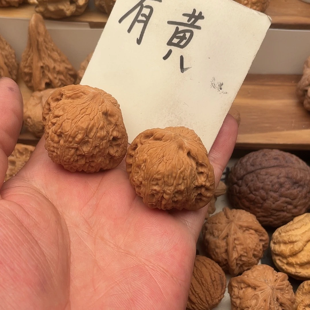 ****人吊坠文玩核桃泥鳅