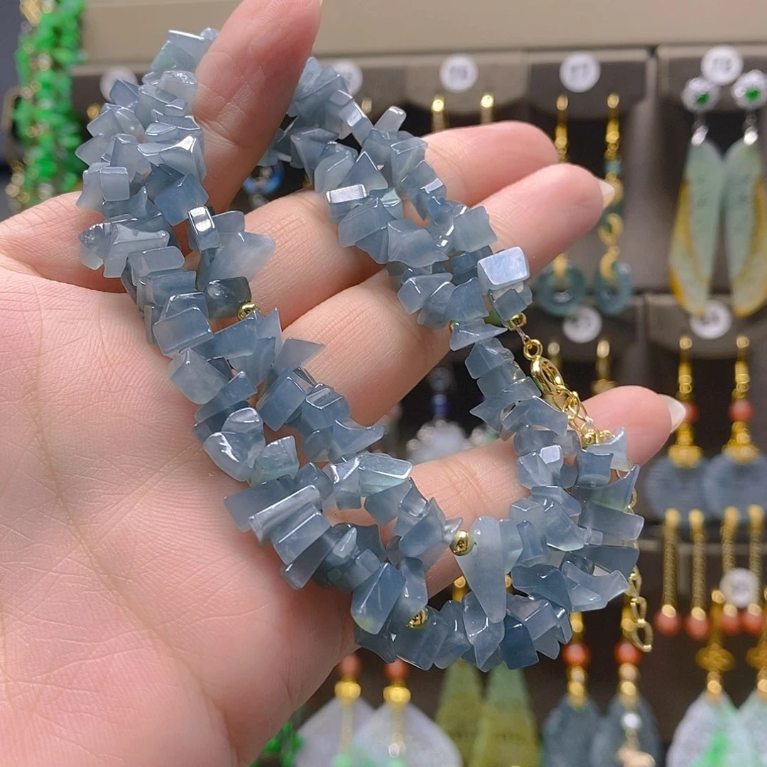 未镶嵌翡翠耳饰翡翠
