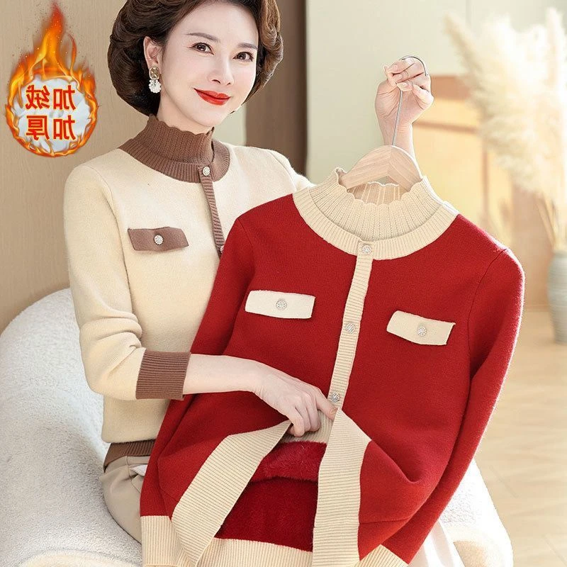 秋冬装妈妈保暖假一体打底新款衫两件绒加厚加绒毛衣女中老年