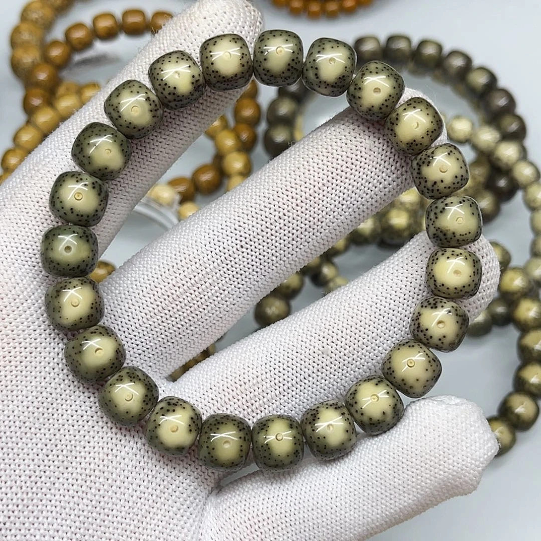 ****.星月菩提手串黄金瞳10/9