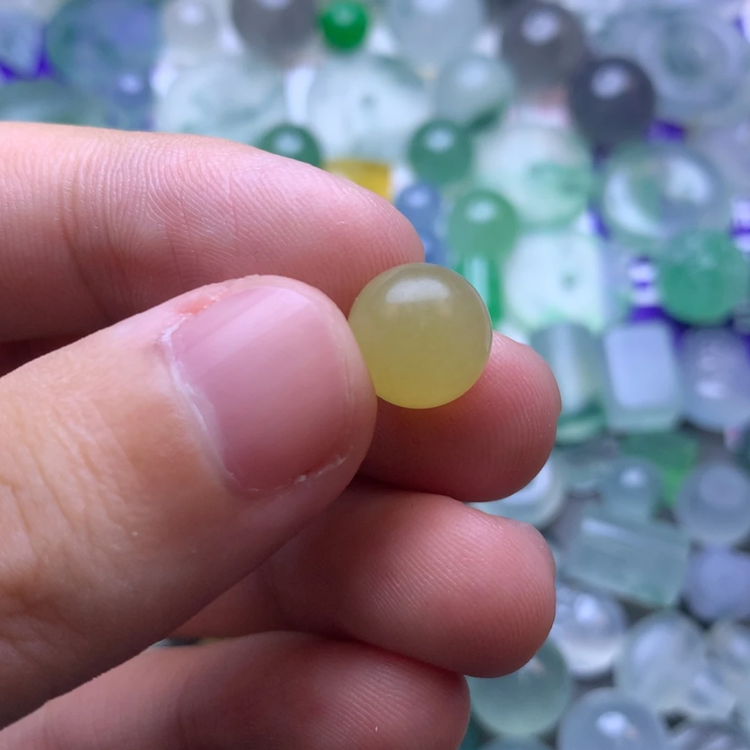 定制翡翠未镶嵌珠子