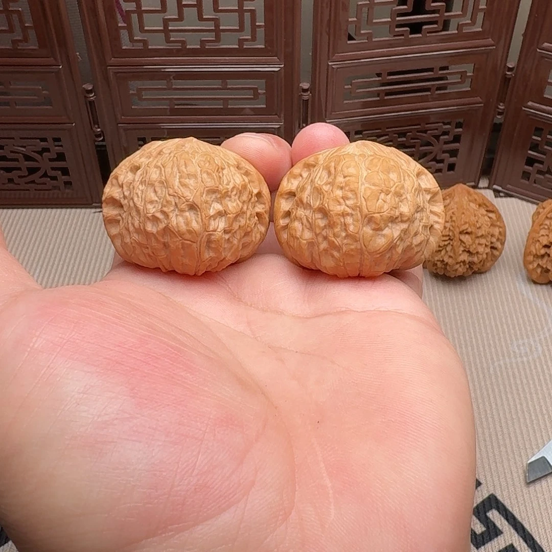 J***P文玩核桃把件44尺南瓜墩