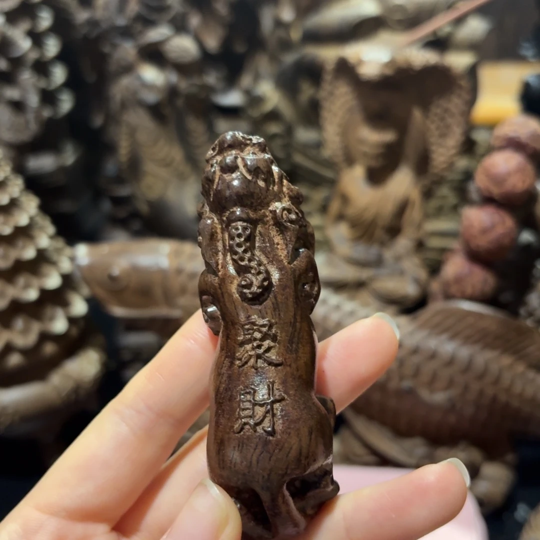 木家居用品摆件等