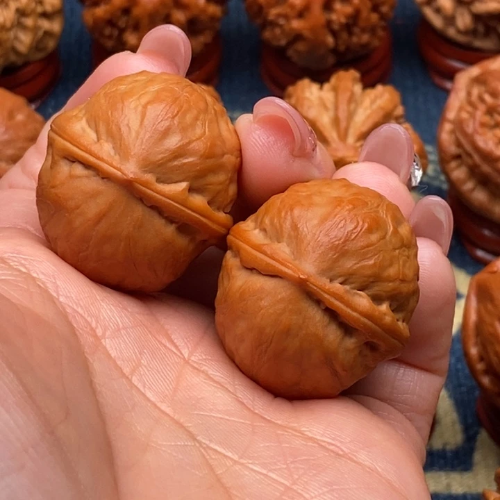 把件文玩核桃精品龙胆