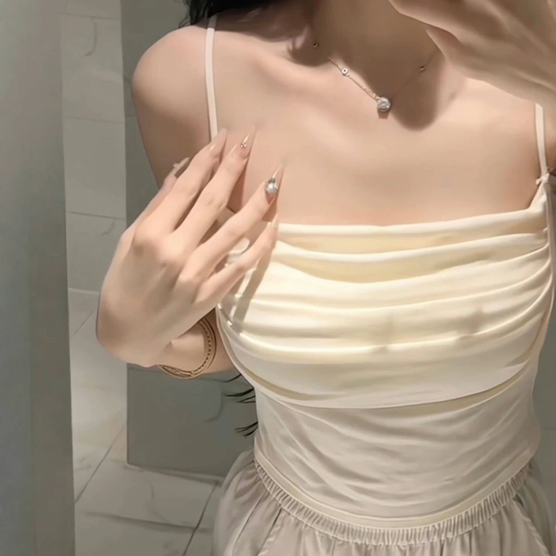 欧若风 自带外扩胸垫不透一字领褶皱遮副乳ins内搭背心上衣女短款