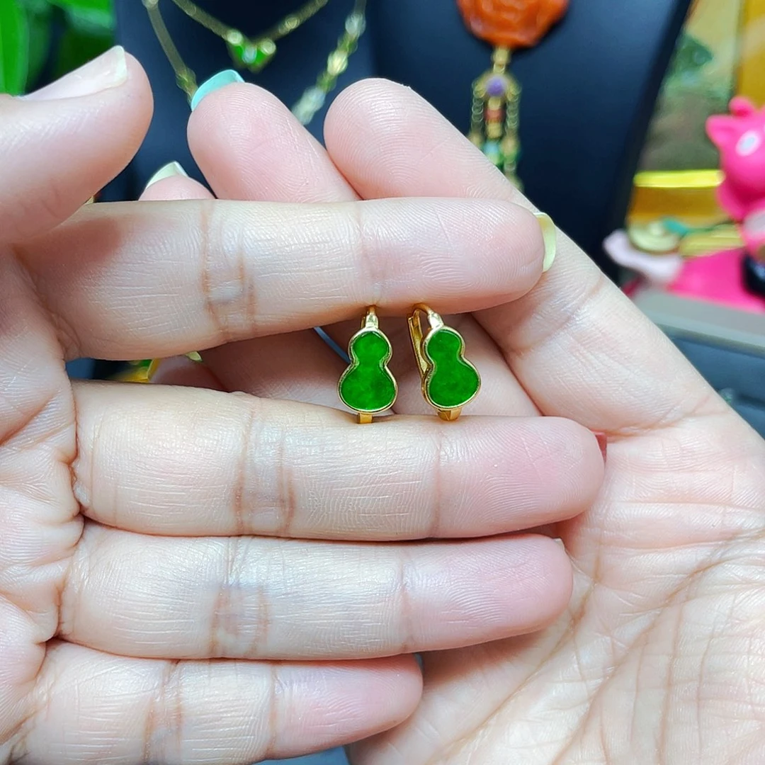 迎***扬翡翠银S925镶嵌耳饰翡翠