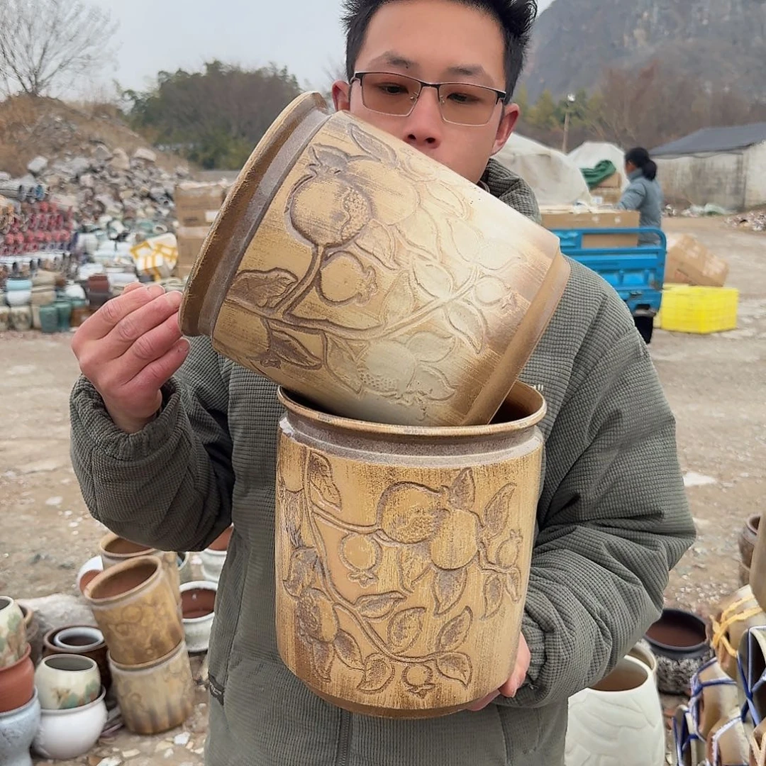 紫砂花盆口21高23（两个石榴柴烧