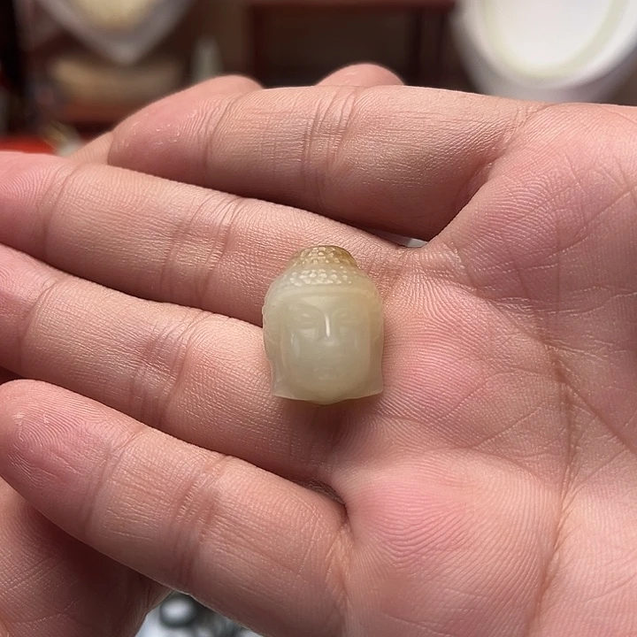 颈饰未镶嵌和田玉佛头吊坠