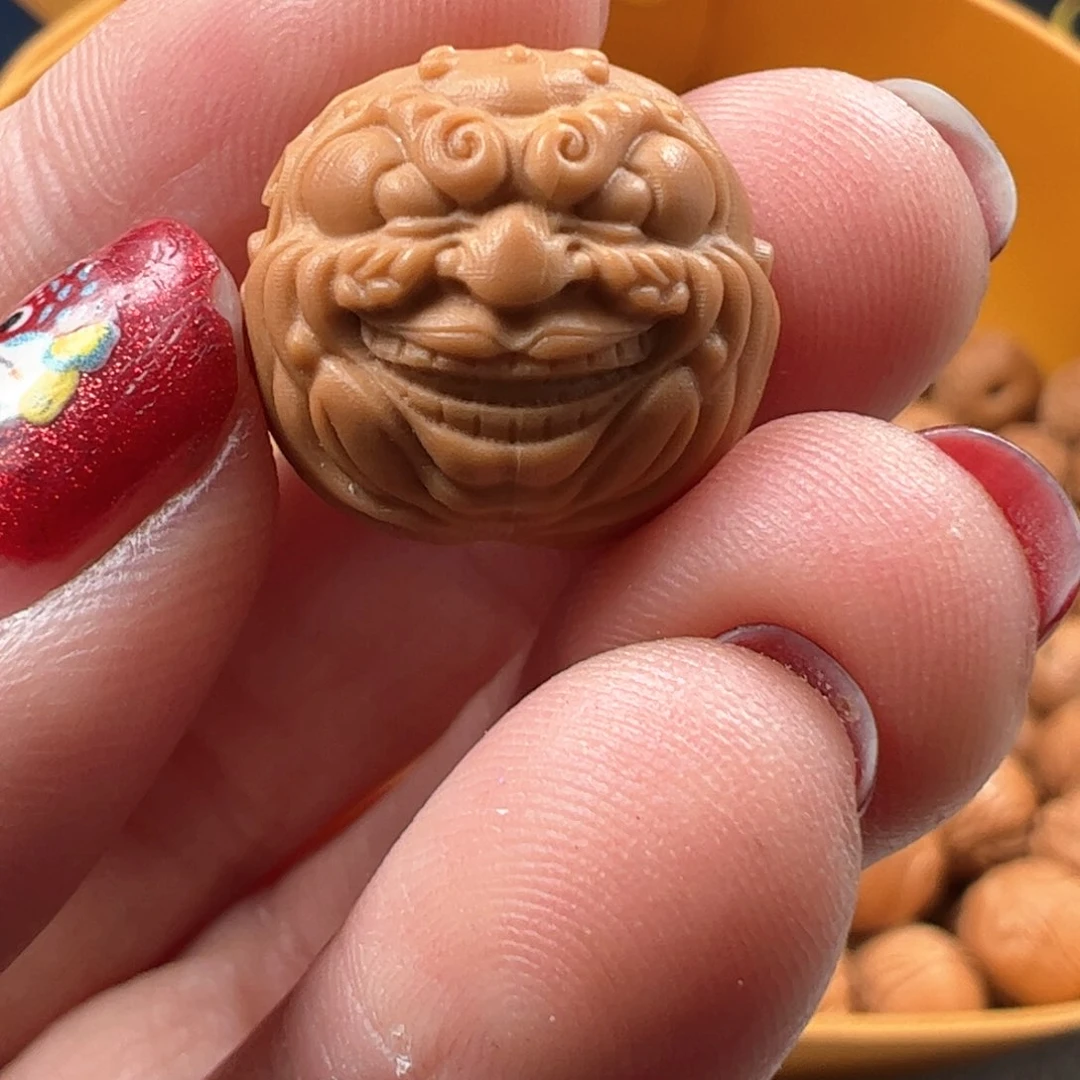 1号猴头核桃雕刻佛爷单子