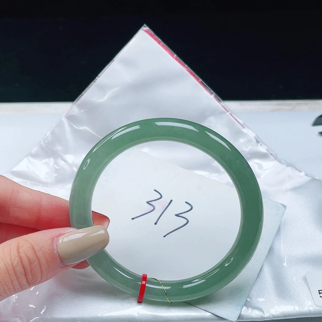 翡翠未镶嵌手镯55+圆条