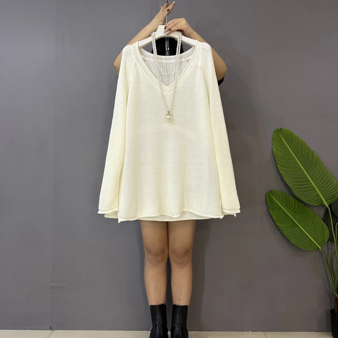 早春新款时尚V领百搭慵懒风粗纹理针织衫