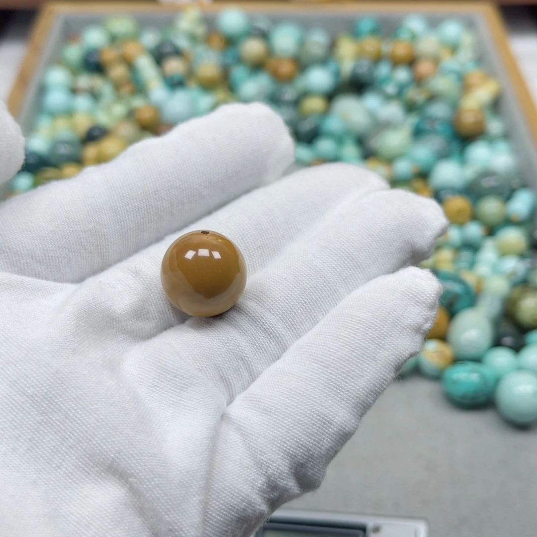 绿松石未镶嵌挂件