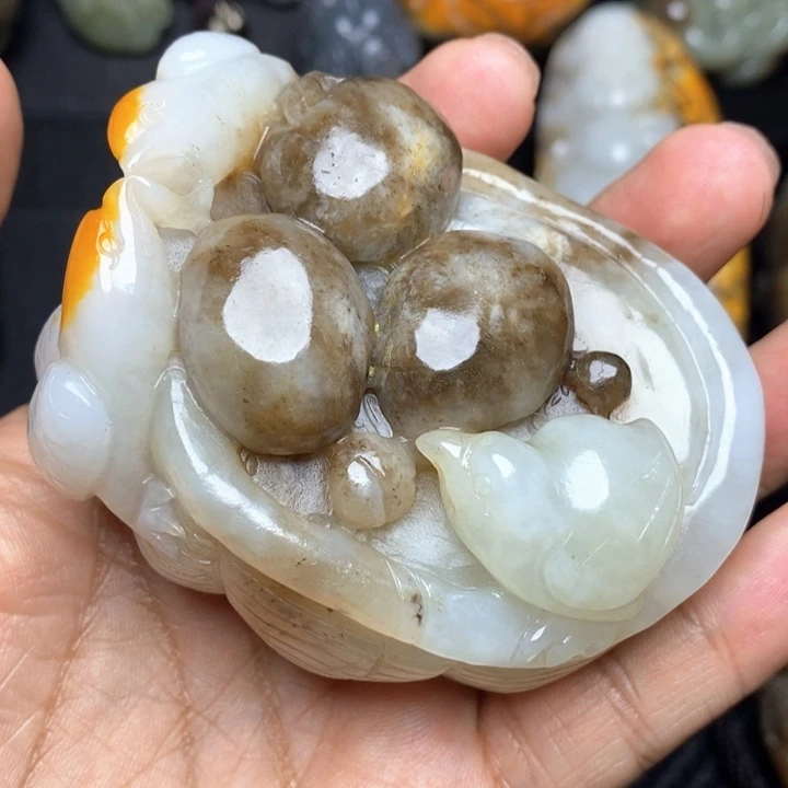 颈饰未镶嵌和田玉