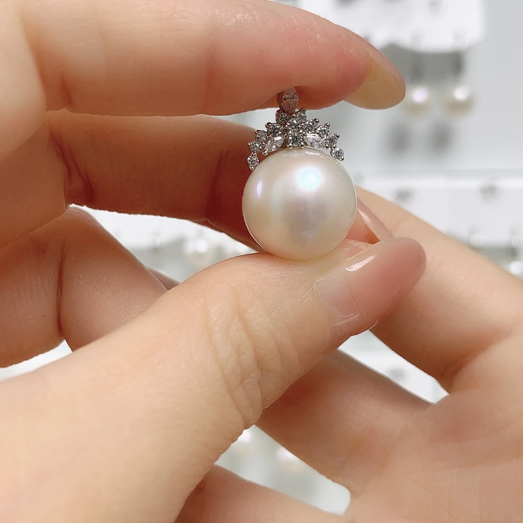 淡水珍珠银S925镶嵌颈饰迪****普