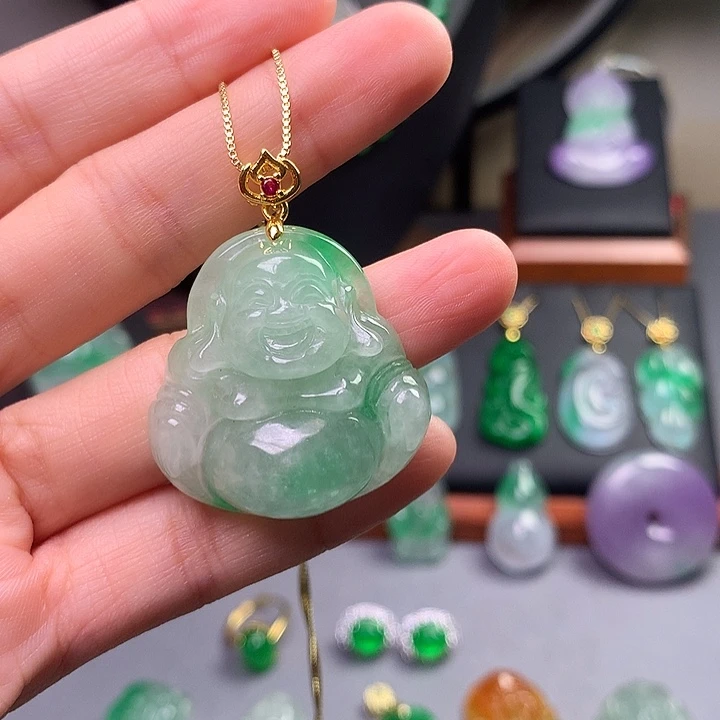 吊坠(赠链)未镶嵌翡翠