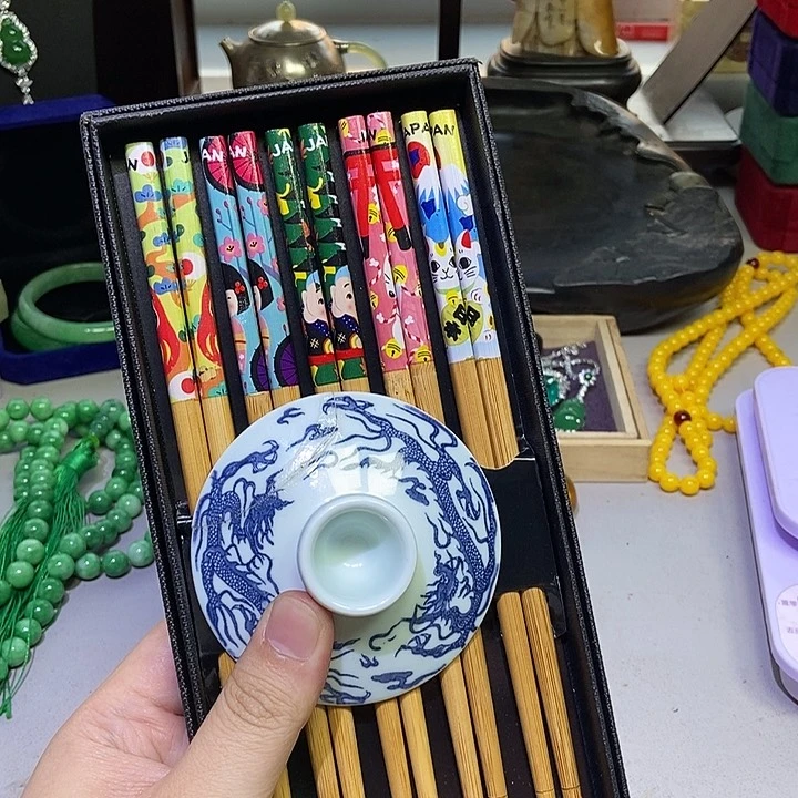 瓷片宝宝哈哈哈哈哈哈哈哈哈哈哈哈哈