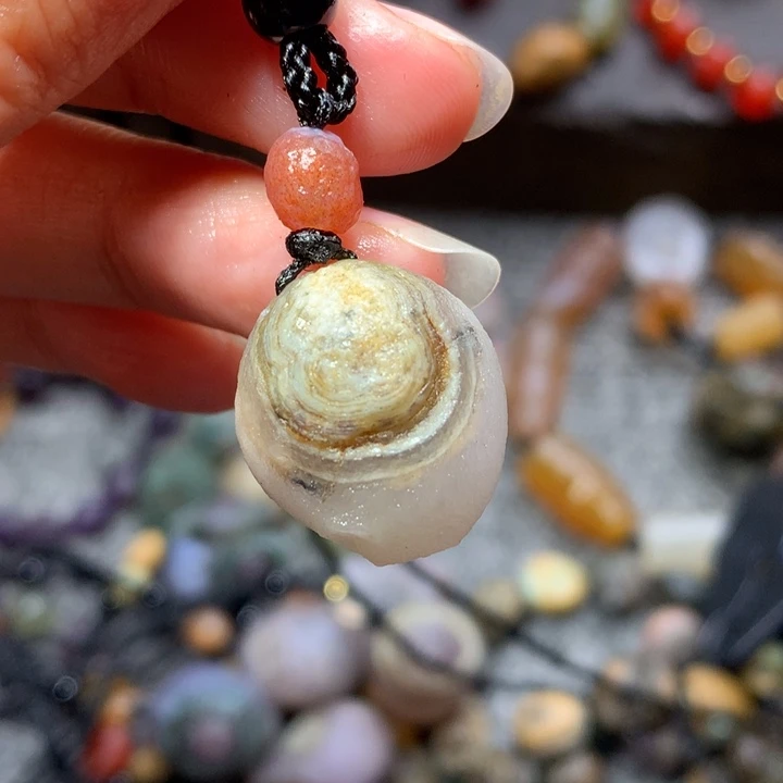 玛瑙/玉髓未镶嵌珠宝半成品