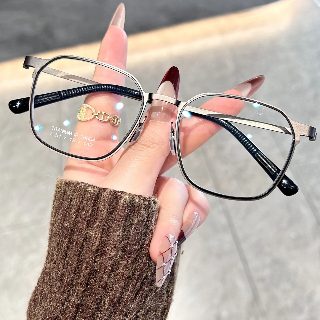 超轻设计师款钛近视眼镜男款可配有度数变色防蓝光镜片眼镜框架