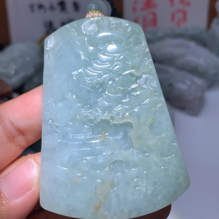 翡翠未镶嵌颈饰保真天然A货翡翠