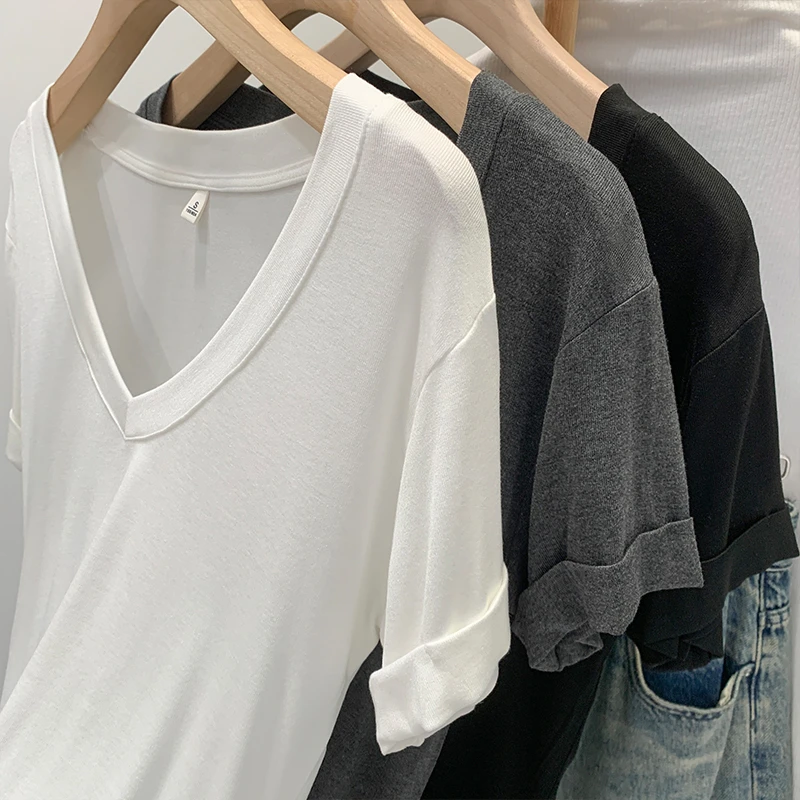 品牌折扣达人自拍独特漂亮正肩宽松V领白色短袖T恤女夏季2025新款