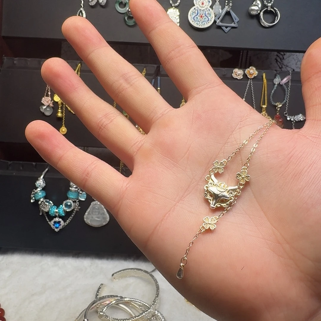 虞***七925银木质狐狸项链