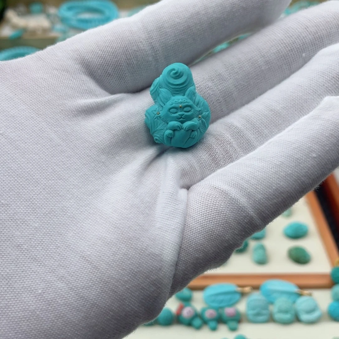 绿松石未镶嵌珠宝奇石