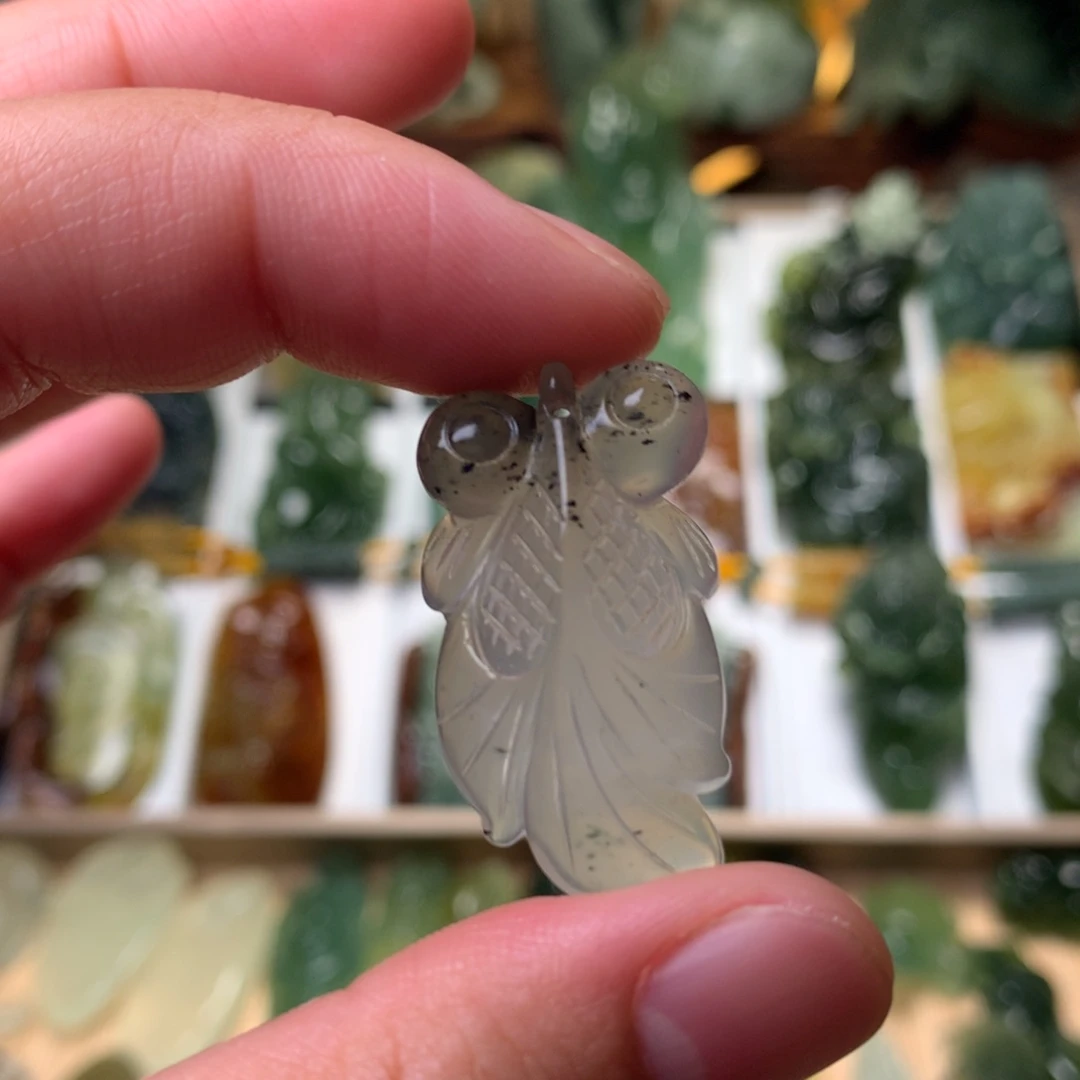 岫玉未镶嵌挂件岫玉小金鱼