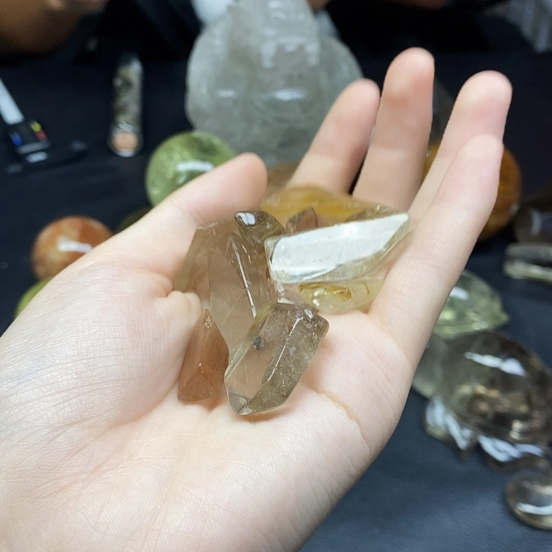 未镶嵌水晶珠宝半成品7