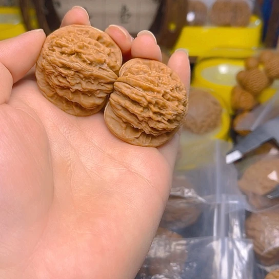 文玩核桃吊坠四座楼