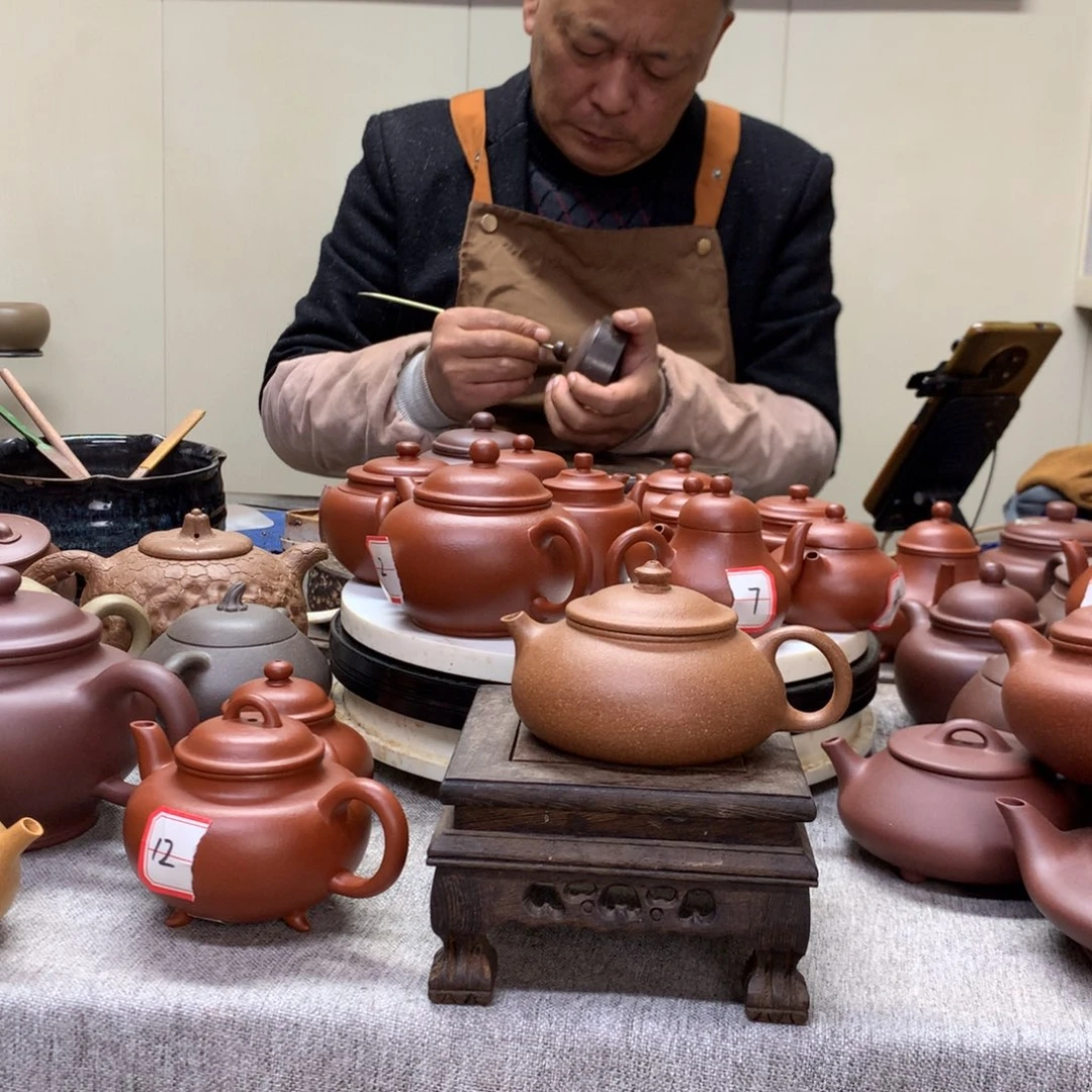 茶壶紫泥黄降坡寒江130 C半手工制作