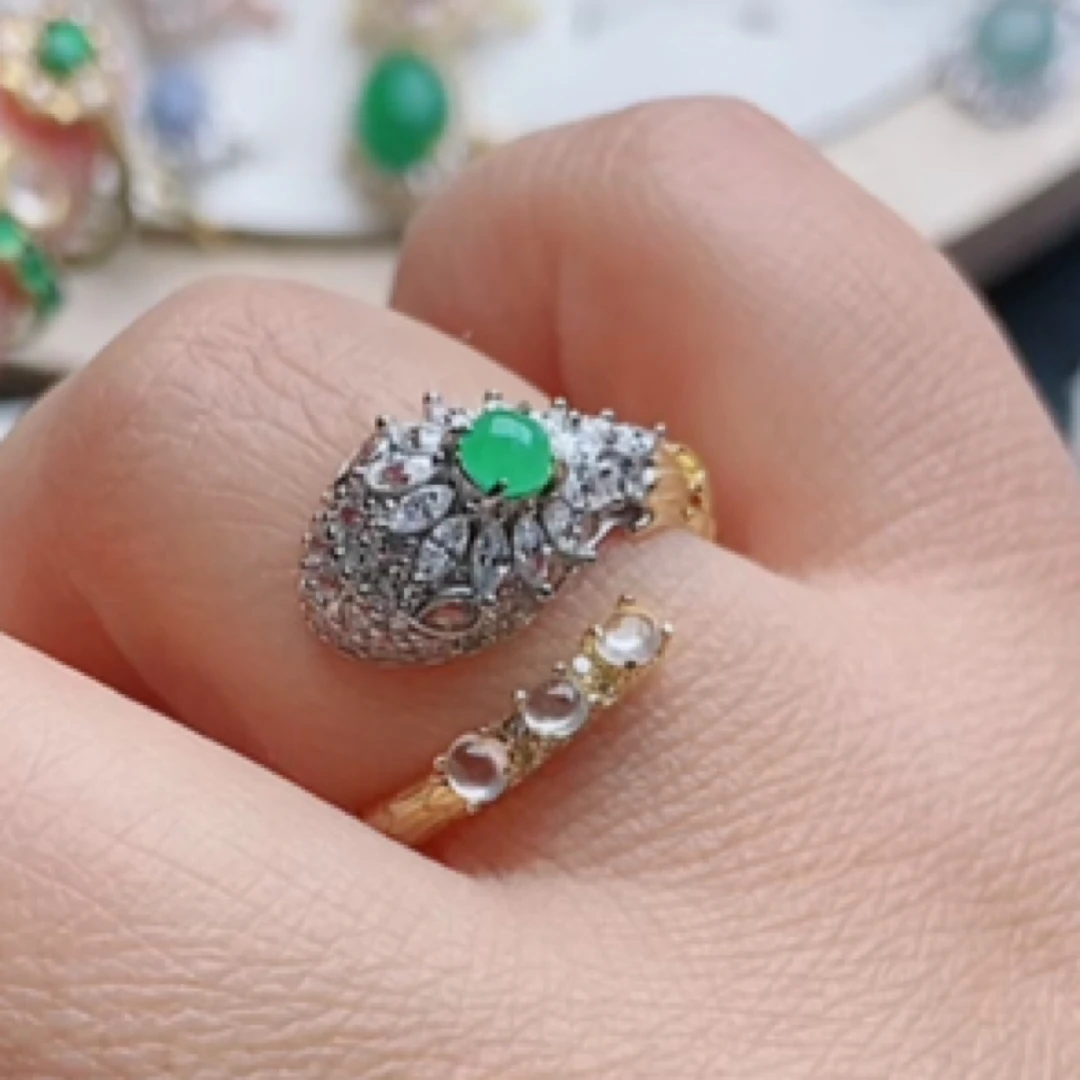 天然翡翠925银镶嵌戒指