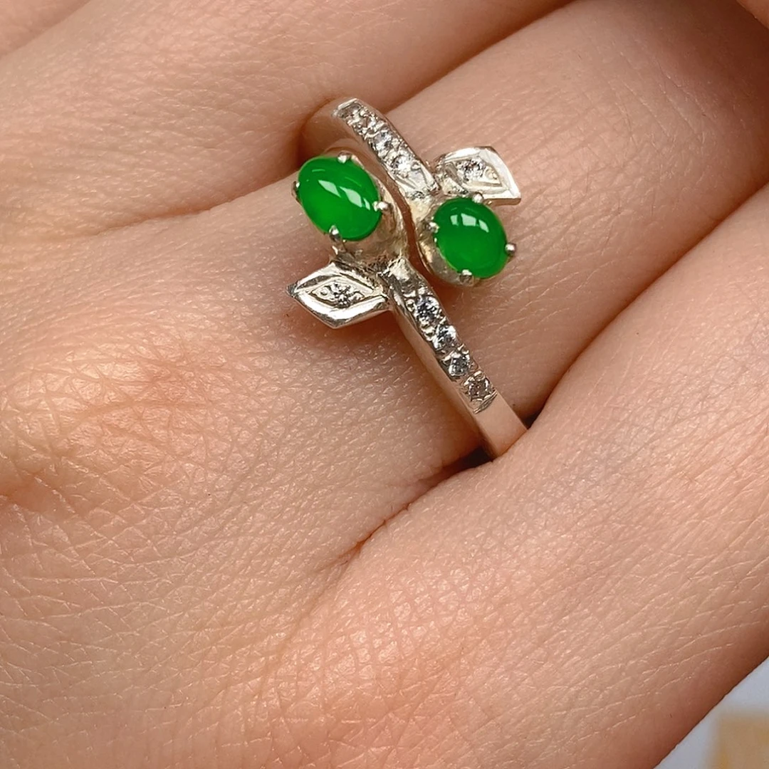 翡翠戒指未镶嵌翡翠