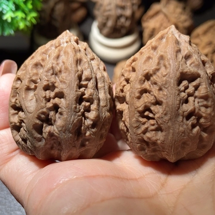 把件文玩核桃东北楸子小雪98