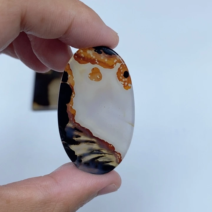 玛瑙/玉髓未镶嵌珠宝半成品