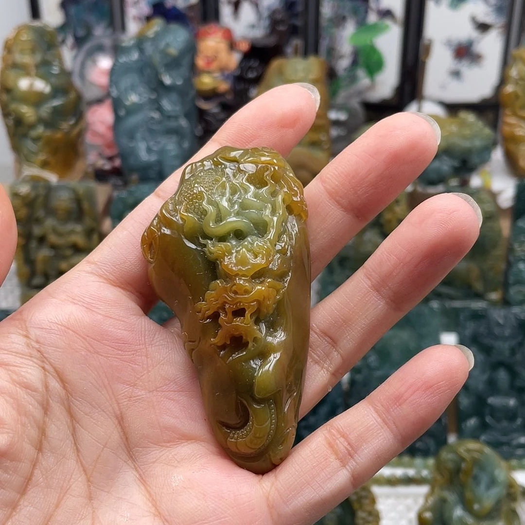 颈饰未镶嵌翡翠天然翡翠a货龙