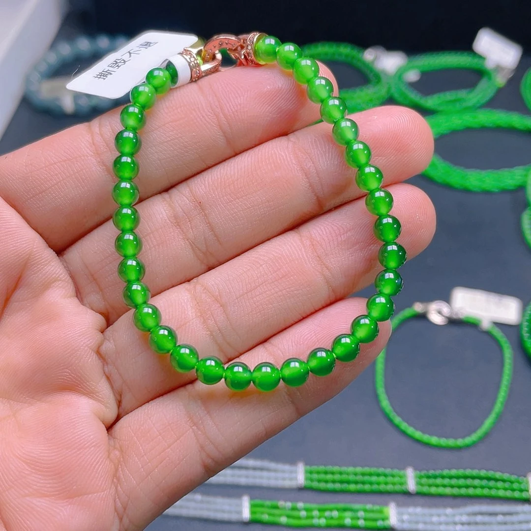 颈饰未镶嵌翡翠A货卡5